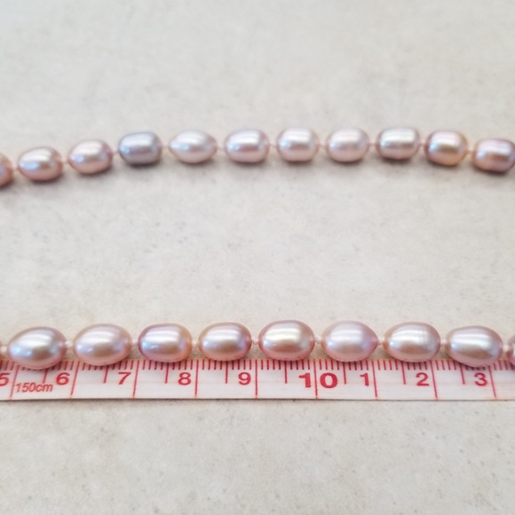 REAL 17" 9mm Lavender Pearl Necklace - Picture 6 of 8